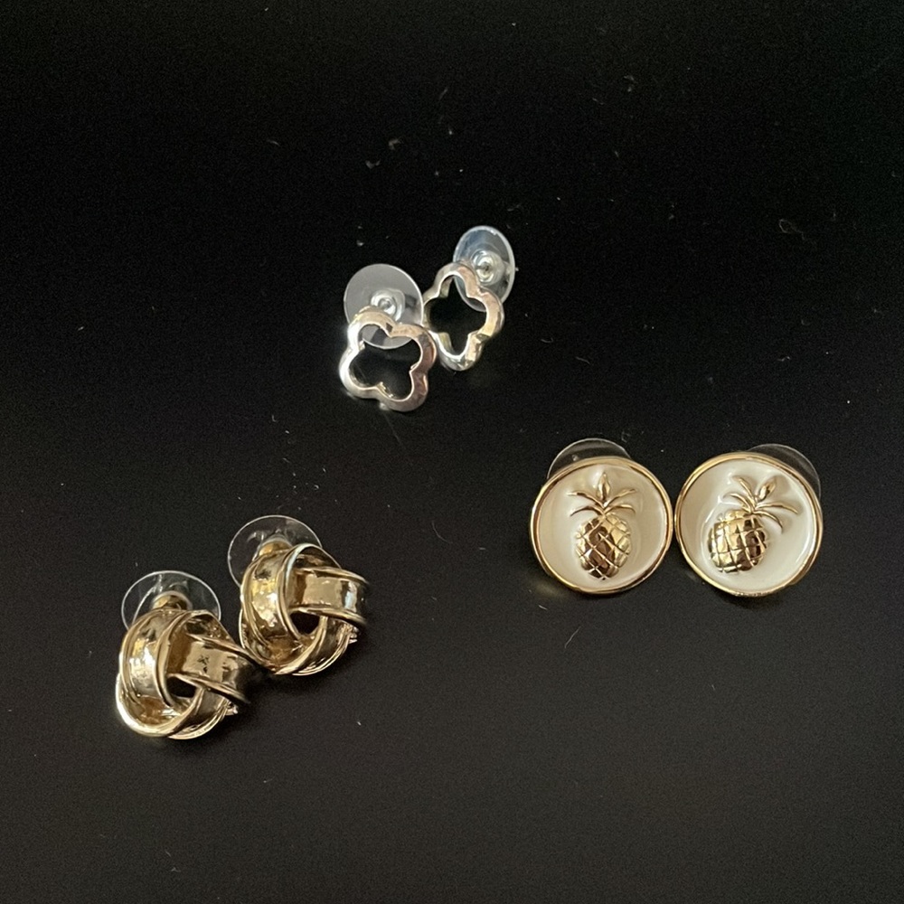 Lot of Stud Earrings